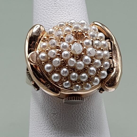 Vintage Analog Watch Ring, US Size 7.25 Adjustable, Baroness 17 Jewels - Picture 10 of 12